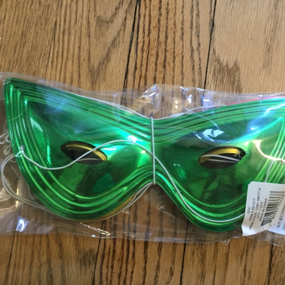 Masquerade Masks Mardi Gras - Picture 2 of 4